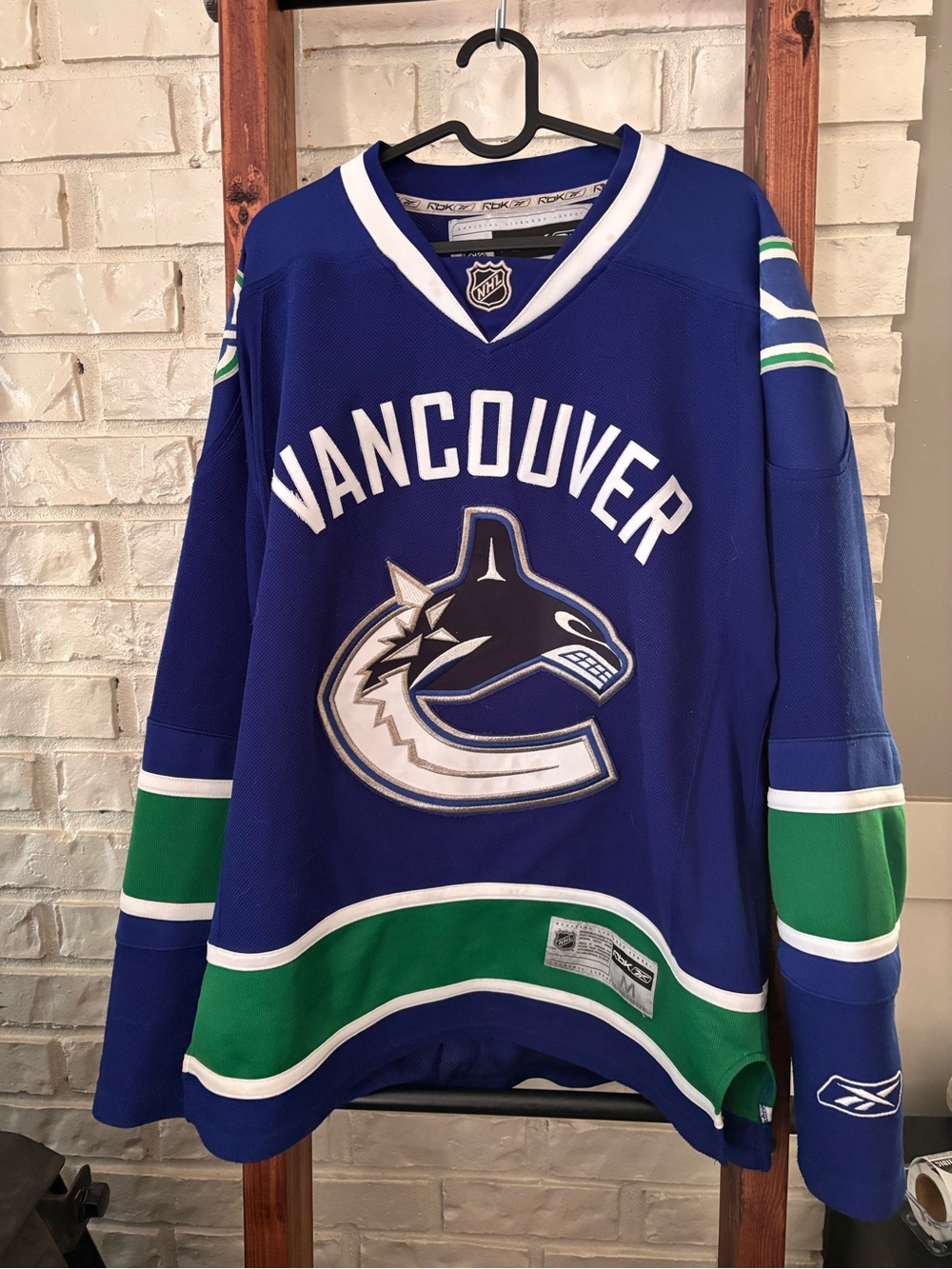 Vancouver Canucks Jersey